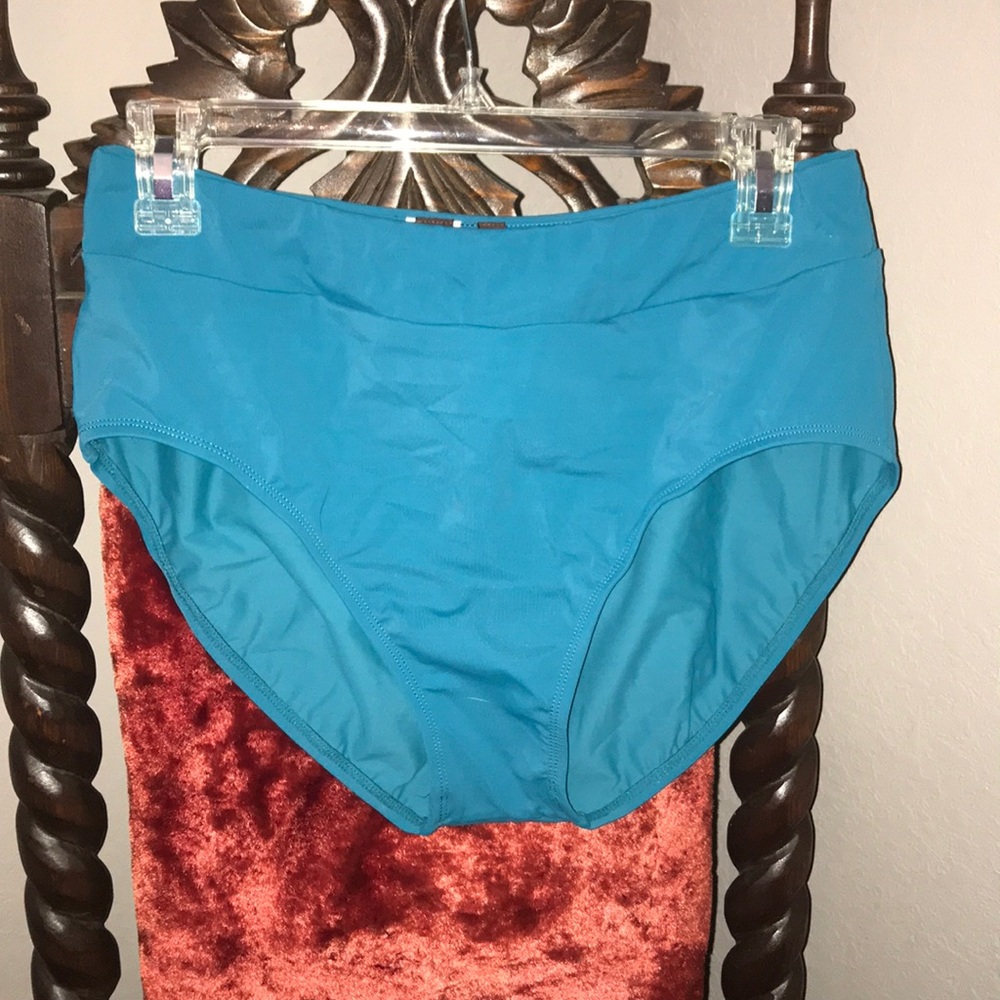 NWT Dana Buchman size 12 bikini bottom